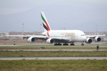 A6-EDS (086) 2011 Airbus A380-861