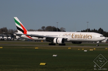A6-ECQ (35588) 2009 Boeing 777-31H(ER)