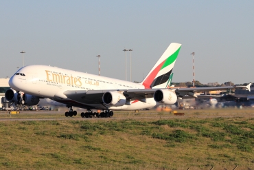 A6-EDL (046) 2010 Airbus A380-861