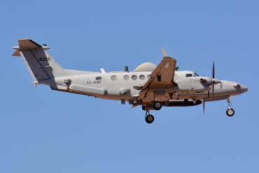 11-00268 · Beechcraft MC-12S Huron · (LPA / GCLP)