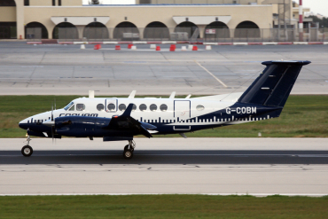 G-COBM (FL-124) 1994 Beechcraft B300