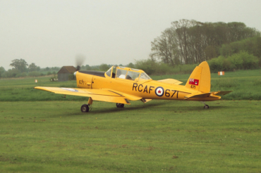 G-BNZC / 671  1952 DeHavilland DHC-1 Chipmunk Mk22