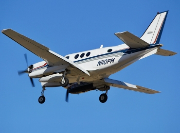 N110PM, (cn LJ-1481), Raytheon C90B King Air