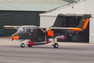 99+18 · North American OV-10B Bronco · (GLO / EGBJ)