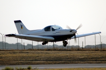 I-7127 · Alpi Pioneer 300J · (LPEV)