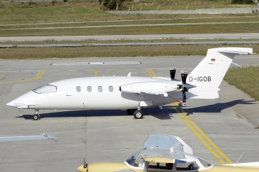 D-IGOB (1016) 1992 Piaggio P-180 Avanti