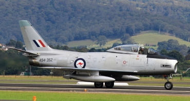 VH-SBR / A94-352 · CAC CA-27 Sabre Mk32 · (WOL / YWOL)
