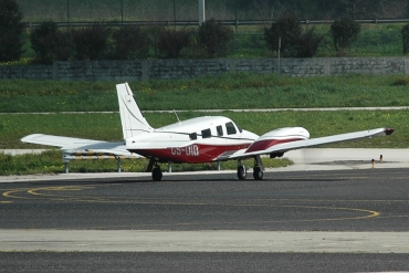 CS-DID (34-49229) 2001 Piper PA-34-220T Seneca V