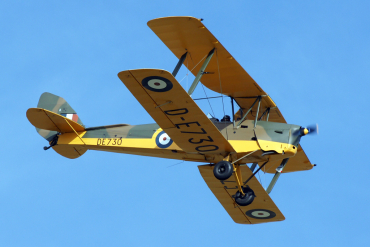 DE730 (3737) 1942 DeHavilland DH-82A Tiger Moth II
