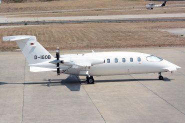 D-IGOB (1016) 1992 Piaggio P-180 Avanti