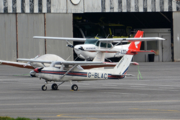 G-BLAC (0370) 1980 Reims-Cessna FA152