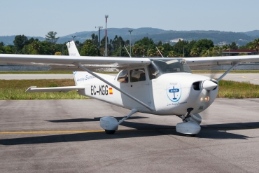 EC-KGG (F172-1571) Cessna 172N Skyhawk
