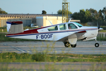 F-BOOF (D-8635) Beechcraft V35A Bonanza