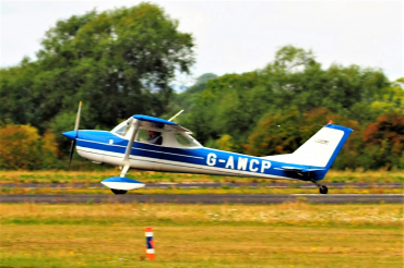 G-AWCP · Reims-Cessna F150H · (EGCV)