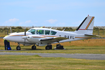 G-BAVL (27-4671) 1973 Piper PA-23-250 Aztec
