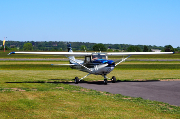 G-BFEK (1442) 1977 Reims-Cessna F152