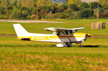 G-BHCC (172-66711) 1976 Cessna 172M Skyhawk