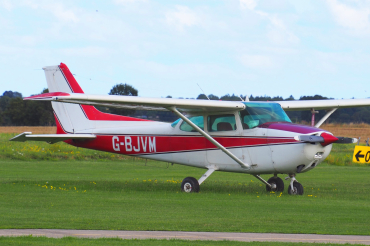 G-BJVM (172-69374) 1977 Cessna 172N Skyhawk