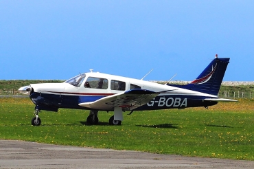 G-BOBA (28R-7837232) Piper PA-28R-201 Arrow III