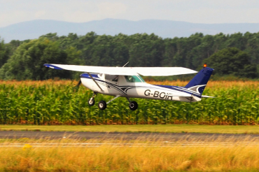 G-BOIR (152-83272) 1979 Cessna 152