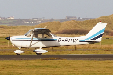 G-BPVA (17252286) 1965 Cessna 172F