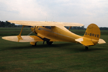 G-BRVE · Beech D17S · (EGTH)