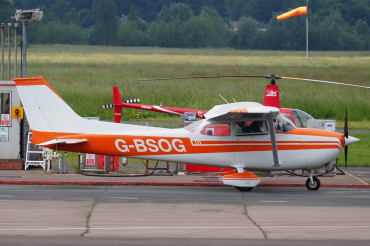 G-BSOG · Cessna 172M · (GLO / EGBJ)