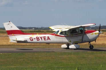 G-BYEA · Cessna 172P · (EGCK)