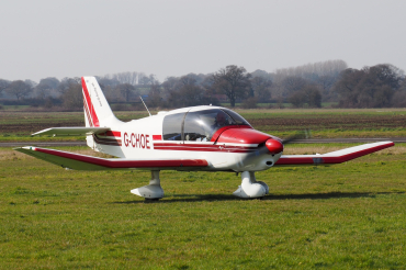 G-CHOE (1046) 1975 Robin DR-400-140B Major