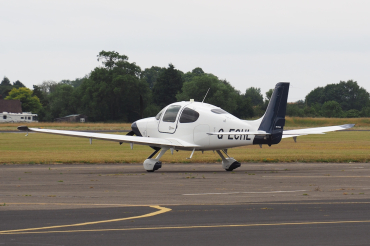 G-ECHL · Cirrus SR20 · (EGCM)