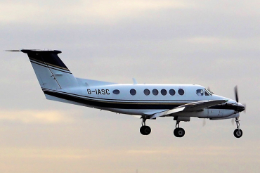 G-IASC · Beechcraft B200C Super King Air · (LPL / EGGP)