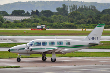 G-IFIT (31-8052078) 1980 Piper PA-31-350 Navajo Chieftain