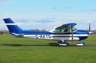 G-KKTG (182-67964) 1981 Cessna 182R Skylane