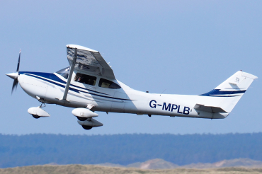 G-MPLB · Cessna 182T Skylane · (EGCK)