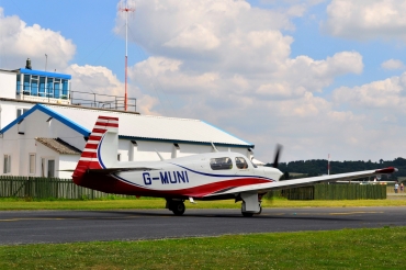 G-MUNI · Mooney M20J-201 · (EGBO)