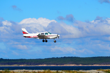 G-NINC (28-7205016) 1972 Piper PA-28-180 Cherokee