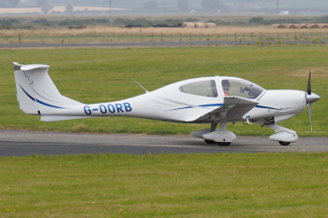 G-OORB (D4.084) 2004 Diamond DA-40D Diamond Star