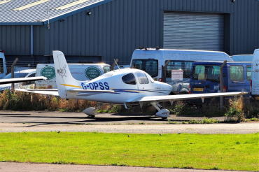 G-OPSS (1458) 2004 Cirrus SR20 G2