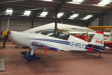G-RFLY · Extra EA-300L · -