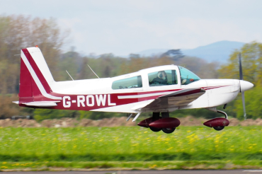 G-ROWL (AA5B-0595) Grumman American AA-5B Tiger