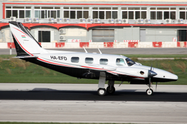 HA-EFD (31T8020063) Piper PA-31T