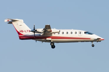 HB-LTZ (1105) 2006 Piaggio P-180 Avanti