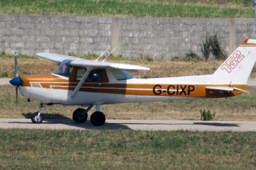 G-CIXP (15280872) 1977 Cessna 152
