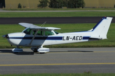 LN-AED · Cessna 172N Skyhawk II · (SVG / ENZV)