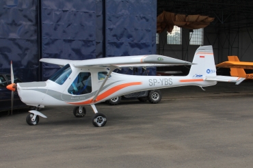 SP-YBS · 3Xtrim 550 Trainer · (EPKP)
