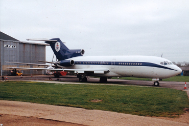 VR-CBV · Boeing 727-193 · (QLA / EGHL)