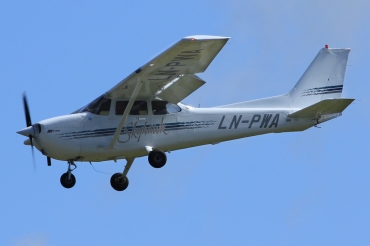 LN-PWA (172-80168) Cessna 172R Skyhawk