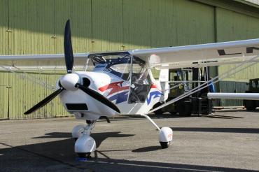 LN-YHF (N010315) Apollo Fox