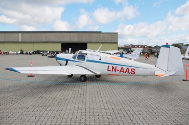 LN-AAS (91-128) 1947 Saab 91A Safir