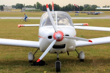 OM-M402 · KB-2 Jerzyk · EPRJ